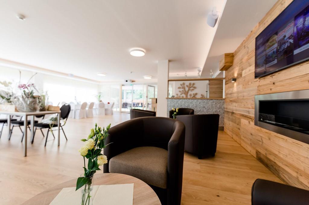 R&R Residenzen Hotel 米特尔巴赫 外观 照片